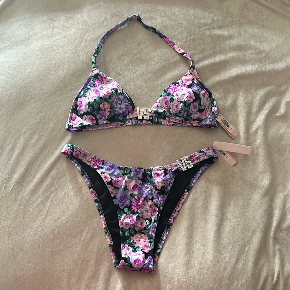 👙 VS 2 piece floral bikini NWT